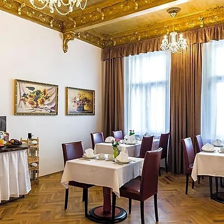 La Bohemia Hotel 4*