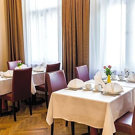 La Bohemia Hotel